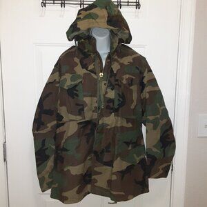 M-65 Coat, Cold Weather, Field, Woodland Camo, USGI Military, Sm Reg, Like New